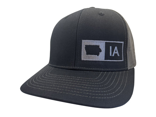 IOWA TRUCKER HAT BLACK/GRAPHITE